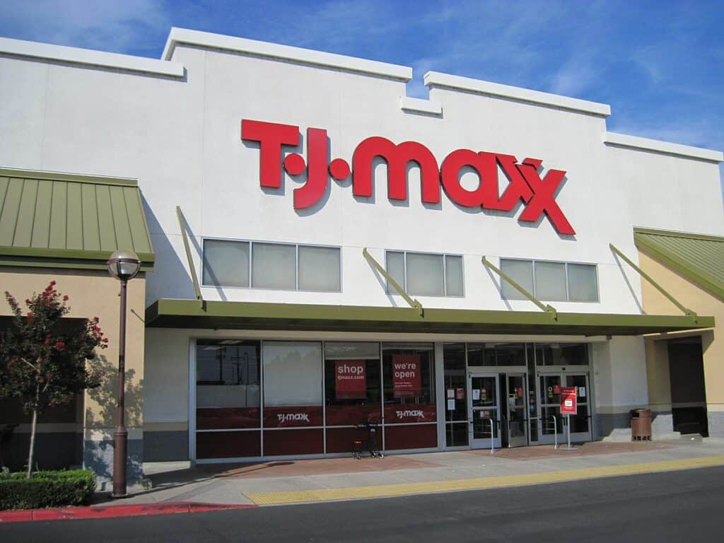 Are Dogs Allowed in TJ Maxx? What You Need To Know Pango Pets