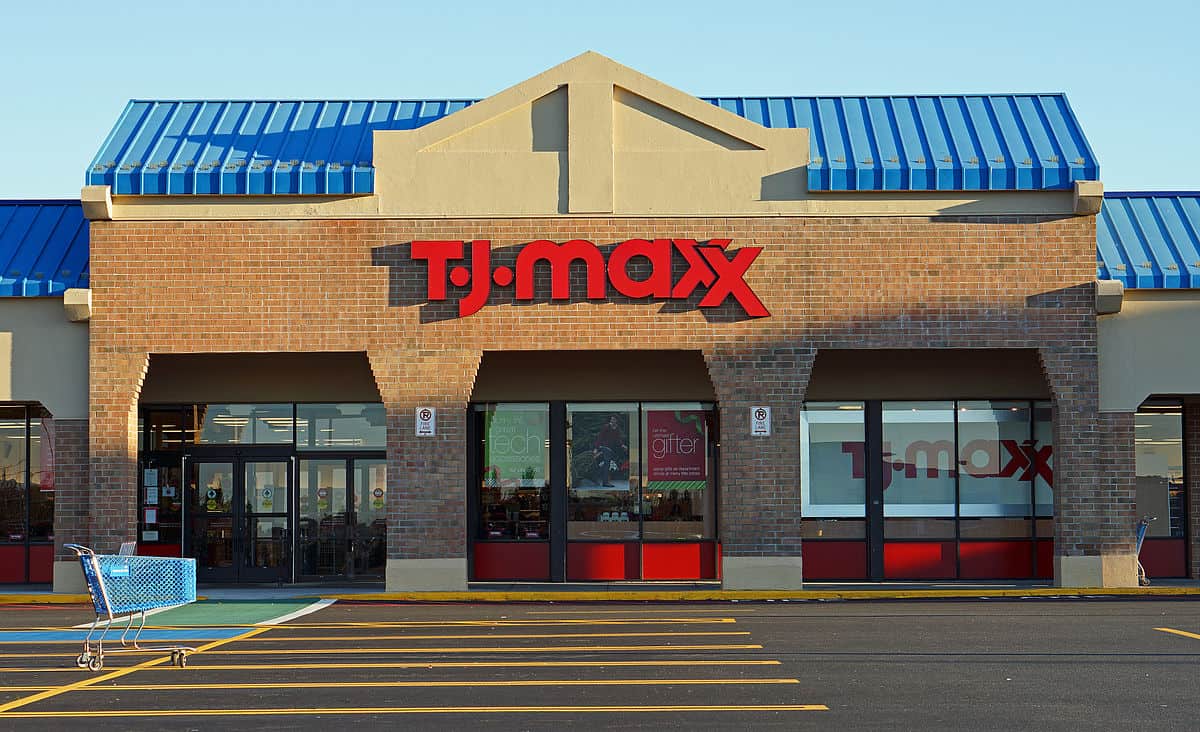 Are Dogs Allowed in TJ Maxx? What You Need To Know Pango Pets