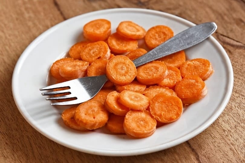 cooked sliced carrots