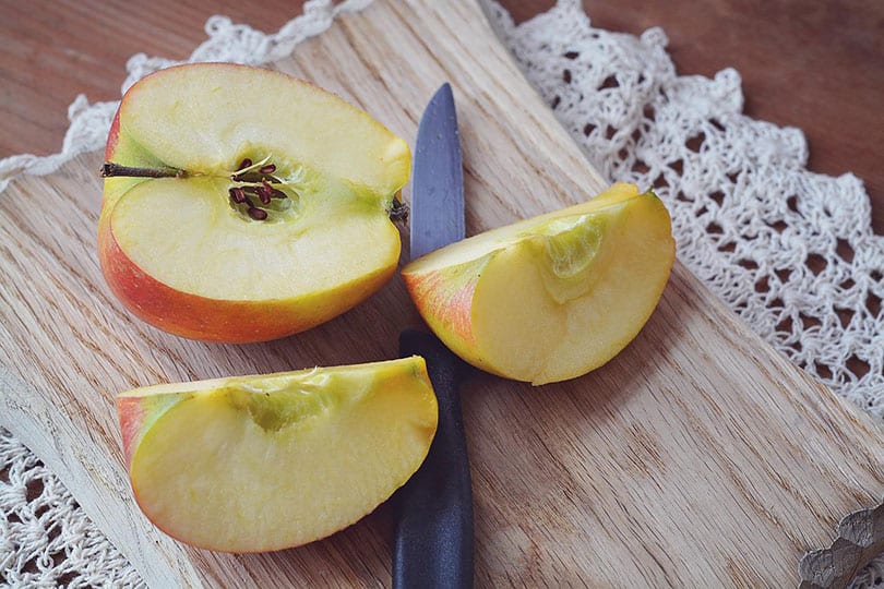 sliced apple